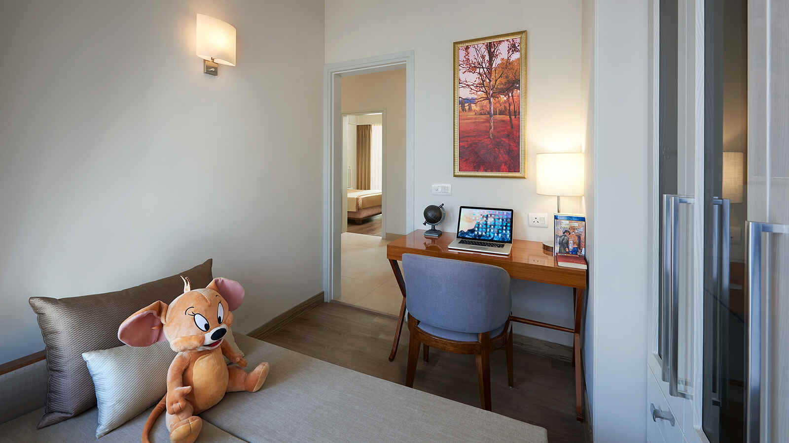 Indulge in modern amenities at Flamingo Floors, Central Park's luxury independent floors Indulge in modern amenities at Flamingo Floors, Central Park's luxury independent floors